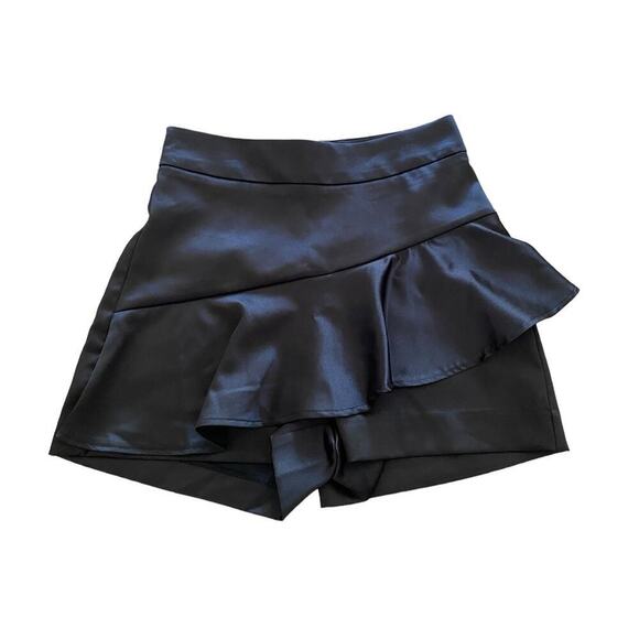 Zara Women Black Satin Ruffled Mini Short Dark Academia Style XS - Picture 1 of 5